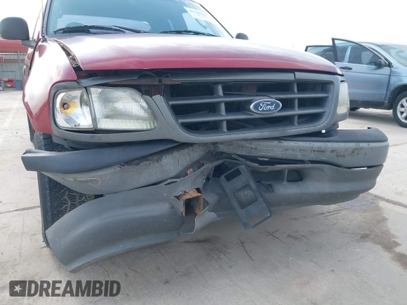 2003 Ford F-150 XL with VIN 1FTRX17213NB65093, listed as a IAAI auction lot 41568065 with 286,293 mi miles. Bid and sale history available at carsss.com. Image 6.