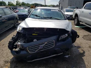 2004 Volvo V70 XC70 with VIN YV1SZ59H041166744, listed as a Copart auction lot 59748324 with 0 mi miles and Salvage Title. Bid and sale history available at carsss.com. Image 5.