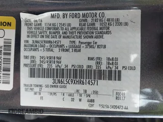 2017 Lincoln MKZ Select with VIN 3LN6L5C9XHR614571, listed as a IAAI auction lot 41785682 with 124,941 mi miles. Bid and sale history available at carsss.com. Image 9.