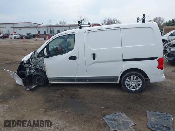 2015 Nissan NV200 SV with VIN 3N6CM0KN7FK693948, listed as a IAAI auction lot 42076494 with 217,175 mi miles and . Bid and sale history available at DreamBid. Image 14.