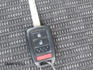 2016 Honda Fit LX с VIN JHMGK5H51GX028878, выставлен на аукционе IAAI как лот 42180180 с пробегом 114 148 миль миль и . История ставок и продаж доступна на DreamBid. Изображение 11.