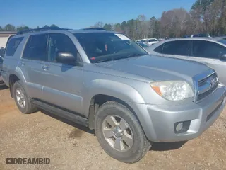 2006 Toyota 4Runner SR5 with VIN JTEBU14R260084774, listed as a IAAI auction lot 41860248 with 235,061 mi miles. Bid and sale history available at carsss.com. Image 1.