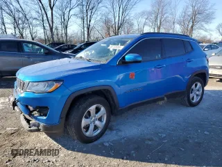 2021 Jeep Compass Latitude z VIN 3C4NJDBB5MT507557, wystawiony jako Copart lot #88755955 z przebiegiem 46 134 mil mil oraz Nie do naprawy • Non repairable. Historia ofert i sprzedaży dostępna na DreamBid. Obrazek 1.