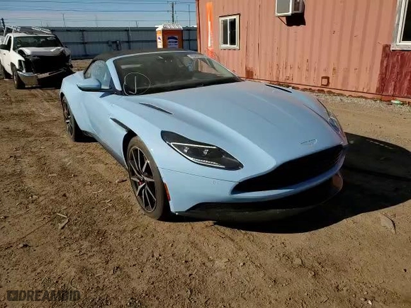 2019 Aston Martin DB11 with VIN SCFRMFCW3KGM05215, listed as a Copart auction lot 63806262 with 10,418 mi miles. Bid and sale history available at carsss.com. Image 11.