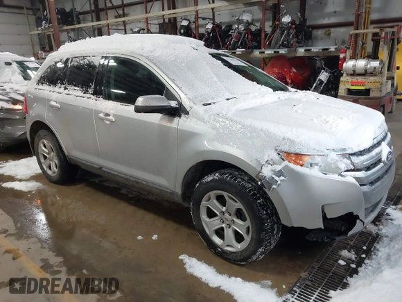 2013 Ford Edge SEL with VIN 2FMDK3JC4DBC69821, listed as a IAAI auction lot 41345936 with 194,886 mi miles. Bid and sale history available at carsss.com. Image 1.