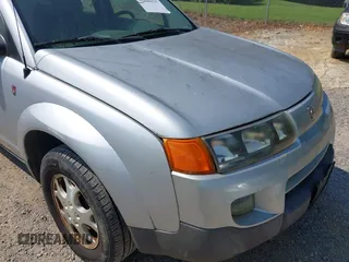 2003 Saturn VUE z VIN 5GZCZ53B33S870278, wystawiony jako IAAI lot #42435315 z przebiegiem 206 147 mil mil oraz . Historia ofert i sprzedaży dostępna na DreamBid. Obrazek 13.
