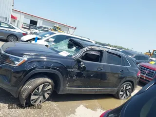 2024 Volkswagen Atlas SEL with VIN 1V2BE2CA3RC233021, listed as a IAAI auction lot 42185251 with 23,398 mi miles and . Bid and sale history available at DreamBid. Image 13.