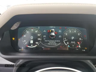 2022 Land Rover Defender SE with VIN SALEP7RU6N2106733, listed as a Copart auction lot 43371445 with 41,667 mi miles and Salvage title. Bid and sale history available at DreamBid. Image 9.