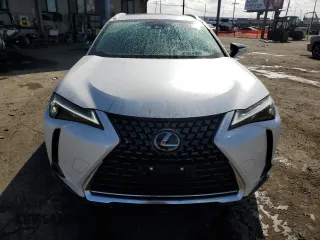 2024 Lexus UX 250h Premium z VIN JTHP9JBH7R2073444, wystawiony jako Copart lot #43447265 z przebiegiem 7 851 mil mil oraz Szkoda całkowita • Salvage title. Historia ofert i sprzedaży dostępna na DreamBid. Obrazek 5.