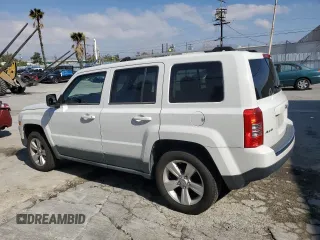 2011 Jeep Patriot Latitude X with VIN 1J4NF4GB9BD211965, listed as a Copart auction lot 44366385 with 111,318 mi miles and Salvage Title. Bid and sale history available at DreamBid. Image 2.