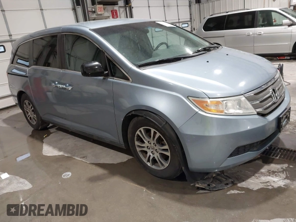 2011 Honda Odyssey EX with VIN 5FNRL5H44BB051539, listed as a IAAI auction lot 42119192 with 207,522 mi miles and . Bid and sale history available at carsss.com. Image 1.