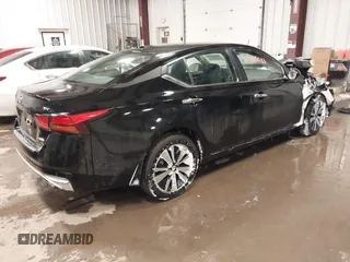 2022 Nissan Altima SV with VIN 1N4BL4DW5NN348091, listed as a IAAI auction lot 41406643 with 39,931 mi miles and . Bid and sale history available at DreamBid. Image 4.