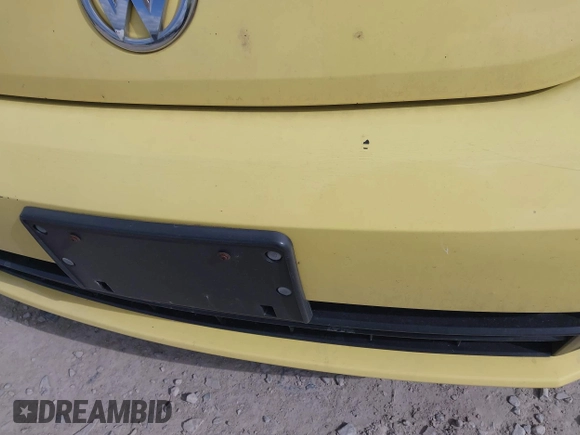 2015 Volkswagen Beetle Fleet Edition with VIN 3VWF17AT1FM655103, listed as a IAAI auction lot 42030636 with 103,273 mi miles and . Bid and sale history available at DreamBid. Image 6.