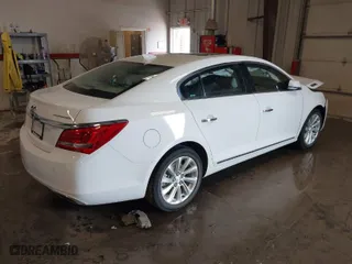 2016 Buick LaCrosse Leather with VIN 1G4GB5G3XGF123054, listed as a IAAI auction lot 39939419 with 97,718 mi miles. Bid and sale history available at carsss.com. Image 4.