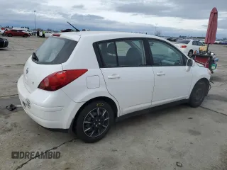 2007 Nissan Versa 1.8 S with VIN 3N1BC13E17L434652, listed as a Copart auction lot 43623295 with 109,793 mi miles and Salvage Title. Bid and sale history available at carsss.com. Image 3.
