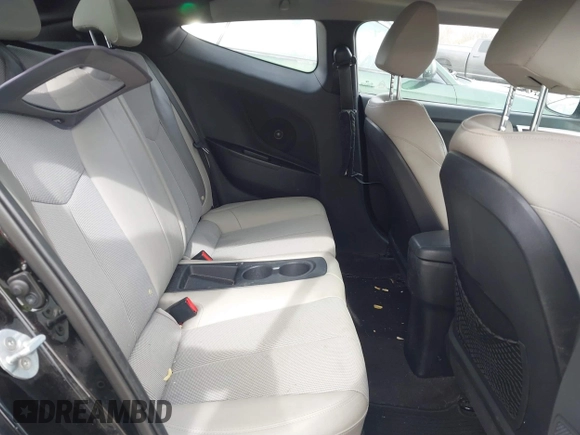 2013 Hyundai Veloster w/Black Int with VIN KMHTC6AD8DU155575, listed as a IAAI auction lot 41722849 with 100,204 mi miles and . Bid and sale history available at DreamBid. Image 8.