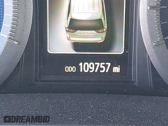 2018 Toyota Sienna LE Auto Access Seat with VIN 5TDKZ3DC1JS946224, listed as a IAAI auction lot 41935799 with 109,757 mi miles and . Bid and sale history available at DreamBid. Image 16.