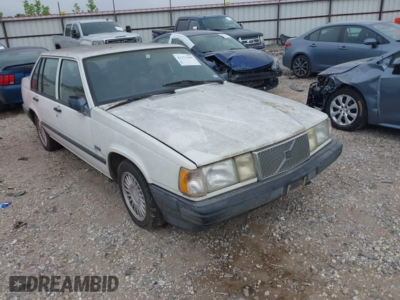 1992 Volvo 900 GLS z VIN YV1JS8836N3074356, wystawiony jako IAAI lot #42253390 z przebiegiem 195 310 mil mil oraz . Historia ofert i sprzedaży dostępna na DreamBid. Obrazek 1.