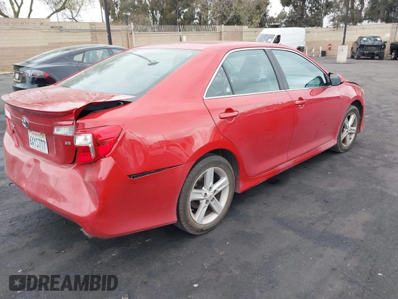 2012 Toyota Camry L with VIN 4T1BF1FK7CU615742, listed as a IAAI auction lot 42034672 with 113,755 mi miles. Bid and sale history available at carsss.com. Image 4.