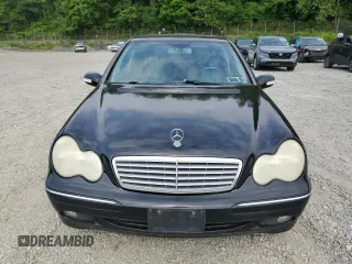 2002 Mercedes-Benz C 230/260/280/320 with VIN WDBRF64J42E003970, listed as a Copart auction lot 59909815 with 190,502 mi miles and Clean title. Bid and sale history available at DreamBid. Image 5.