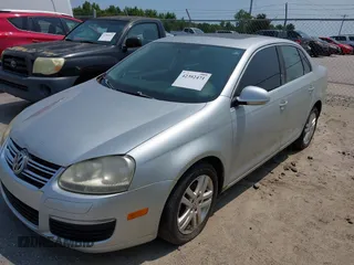 2007 Volkswagen Jetta 2.5 с VIN 3VWSF71K97M093153, выставлен на аукционе IAAI как лот 42392471 с пробегом 228 039 миль миль и . История ставок и продаж доступна на DreamBid. Изображение 2.
