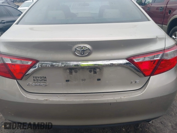 2015 Toyota Camry XLE with VIN 4T1BF1FK2FU992015, listed as a IAAI auction lot 41928373 with 95,570 mi miles and . Bid and sale history available at DreamBid. Image 16.