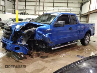 2014 Ford F-150 XL with VIN 1FTFX1EF0EKE30132, listed as a Copart auction lot 45970005 with 121,605 mi miles and Salvage Title. Bid and sale history available at carsss.com. Image 1.