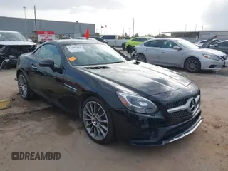 2019 Mercedes-Benz SLC 300 z VIN WDDPK3JA4KF159823, wystawiony jako IAAI lot #41585919 z przebiegiem 36 339 mil mil oraz . Historia ofert i sprzedaży dostępna na DreamBid. Obrazek 1.