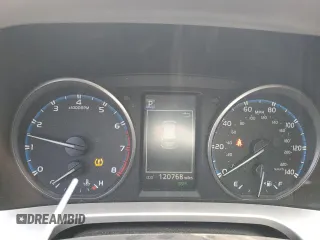 2018 Toyota RAV4 XLE with VIN JTMWFREV0JJ190508, listed as a Copart auction lot 49637125 with 120,768 mi miles and Salvage Title. Bid and sale history available at carsss.com. Image 9.