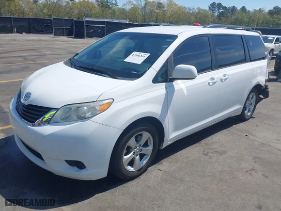 2014 Toyota Sienna LE AAS with VIN 5TDKK3DC4ES491637, listed as a IAAI auction lot 41906264 with 174,835 mi miles. Bid and sale history available at carsss.com. Image 18.