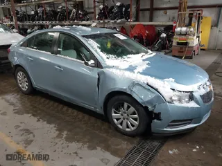 2011 Chevrolet Cruze LS with VIN 1G1PC5SHXB7156460, listed as a IAAI auction lot 41002385 with 59,846 mi miles. Bid and sale history available at carsss.com. Image 1.