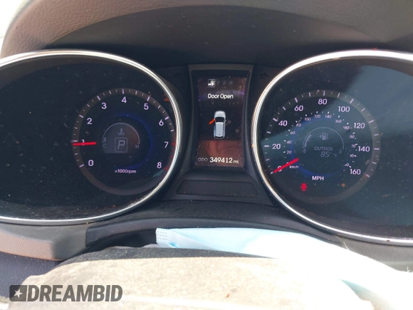 2014 Hyundai Santa Fe with VIN 5XYZUDLB9EG156555, listed as a IAAI auction lot 42721070 with 349,412 mi miles and . Bid and sale history available at DreamBid. Image 7.