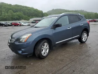 2015 Nissan Rogue S z VIN JN8AS5MV8FW254924, wystawiony jako Copart lot #57020965 z przebiegiem 121 935 mil mil oraz Szkody całkowita. Historia ofert i sprzedaży dostępna na DreamBid. Obrazek 1.