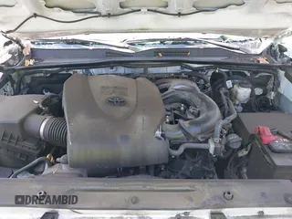 2022 Toyota Tacoma SR5 with VIN 3TMAZ5CN0NM161578, listed as a IAAI auction lot 42430201 with 39,654 mi miles and . Bid and sale history available at DreamBid. Image 10.