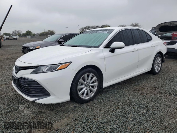 2020 Toyota Camry LE with VIN 4T1C11AK8LU361548, listed as a Copart auction lot 51268395 with 209,349 mi miles and Salvage Title. Bid and sale history available at carsss.com. Image 1.