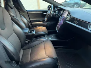 2017 Tesla Model S 60 with VIN 5YJSA1E15HF219286, listed as a Copart auction lot 84771024 with 43,259 mi miles and Salvage title. Bid and sale history available at DreamBid. Image 5.