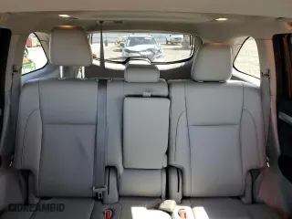2017 Toyota Highlander XLE with VIN 5TDJZRFH4HS460704, listed as a Copart auction lot 52048665 with 46,214 mi miles and Salvage Title. Bid and sale history available at carsss.com. Image 10.