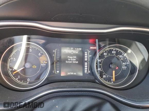 2019 Jeep Cherokee Latitude Plus with VIN 1C4PJMLB7KD469176, listed as a Copart auction lot 47461665 with 24,799 mi miles and Salvage Title. Bid and sale history available at carsss.com. Image 9.