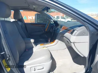 2005 Lexus ES 330 with VIN JTHBA30G055122175, listed as a IAAI auction lot 41847151 with 144,318 mi miles. Bid and sale history available at carsss.com. Image 5.