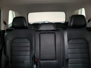 2018 Volkswagen Atlas SEL Premium z VIN 1V2NR2CA6JC577450, wystawiony jako Copart lot #64202745 z przebiegiem 50 195 mil mil oraz Szkoda całkowita • Salvage title. Historia ofert i sprzedaży dostępna na DreamBid. Obrazek 10.