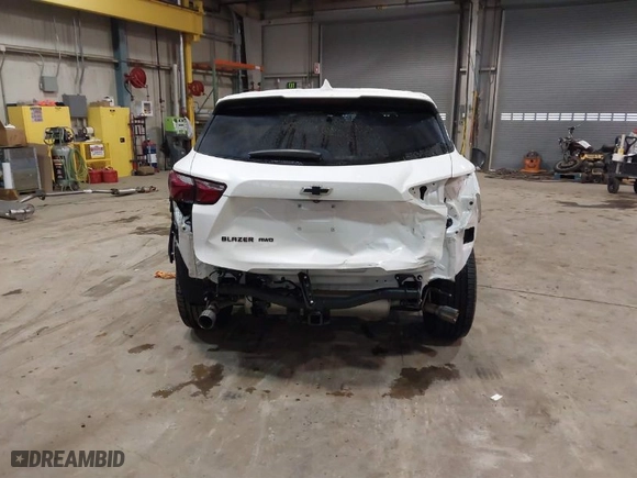 2020 Chevrolet Blazer LT with VIN 3GNKBHRS0LS607557, listed as a IAAI auction lot 41556816 with 67,599 mi miles. Bid and sale history available at carsss.com. Image 17.