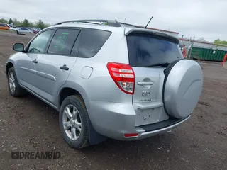 2012 Toyota RAV4 с VIN 2T3BK4DV8CW079112, выставлен на аукционе IAAI как лот 42191082 с пробегом 242 987 миль миль и . История ставок и продаж доступна на DreamBid. Изображение 3.