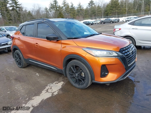 2022 Nissan Kicks SR with VIN 3N1CP5DV8NL497405, listed as a IAAI auction lot 41745038 with 79,733 mi miles. Bid and sale history available at carsss.com. Image 1.