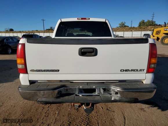 2003 Chevrolet Silverado 2500HD LS with VIN 1GCHK23G44F241371, listed as a Copart auction lot 76934924 with NaN miles and Clean Title. Bid and sale history available at carsss.com. Image 6.