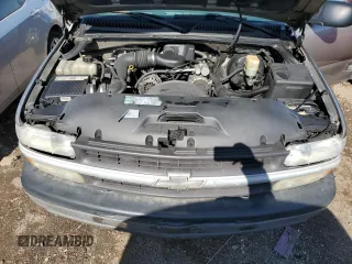 2002 Chevrolet Silverado 1500 with VIN 1GCEC14W52Z198932, listed as a Copart auction lot 51978105 with 188,211 mi miles and Salvage Title. Bid and sale history available at carsss.com. Image 11.