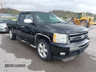 2009 Chevrolet Silverado 1500 LT with VIN 1GCEK29079Z199152, listed as a IAAI auction lot 41934658 with 129,864 mi miles. Bid and sale history available at carsss.com. Image 1.