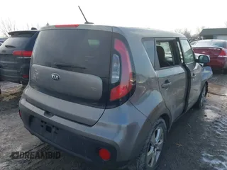 2018 Kia Soul with VIN KNDJN2A20J7570249, listed as a IAAI auction lot 41563871 with 104,385 mi miles and . Bid and sale history available at DreamBid. Image 4.