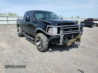 2006 Ford F-250 XL z VIN 1FTSX21596EC30884, wystawiony jako Copart lot #53560955 z przebiegiem 117 331 mil mil oraz Szkoda całkowita • Salvage title. Historia ofert i sprzedaży dostępna na DreamBid. Obrazek 13.