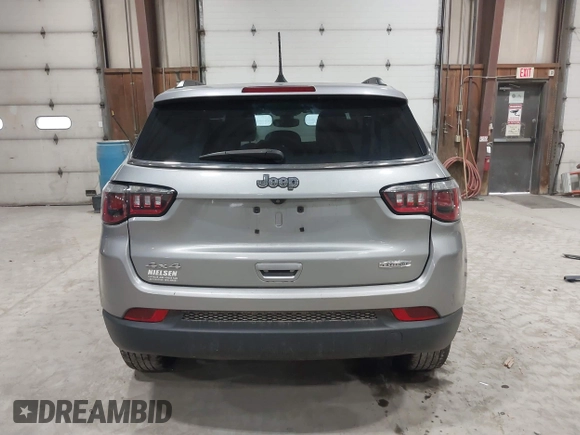 2020 Jeep Compass Latitude с VIN 3C4NJDBB8LT165150, выставлен на аукционе IAAI как лот 41991025 с пробегом 20 464 миль миль и . История ставок и продаж доступна на DreamBid. Изображение 17.