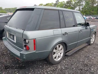 2006 Land Rover Range Rover HSE z VIN SALME15476A232384, wystawiony jako IAAI lot #42281896 z przebiegiem Nie podano mil oraz . Historia ofert i sprzedaży dostępna na DreamBid. Obrazek 4.